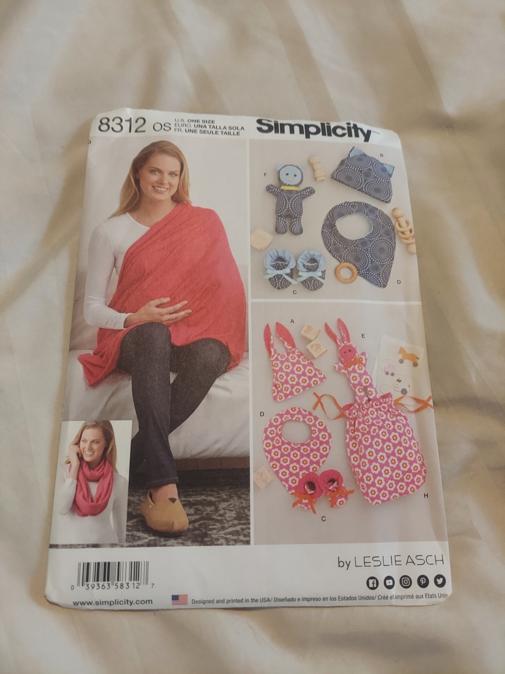 Simplicity 8312 Sewing Pattern Knit Baby Gifts Nursing Shawl Bib Hat Booties